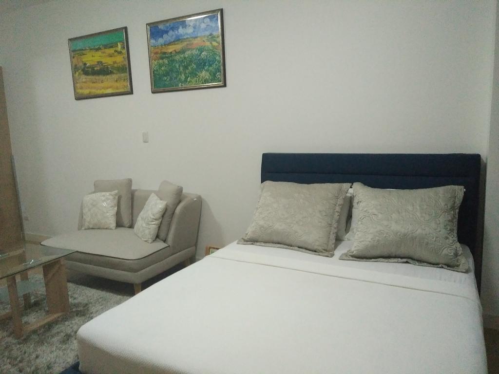 Shang Luxury Suites Mandaluyong ภายนอก รูปภาพ