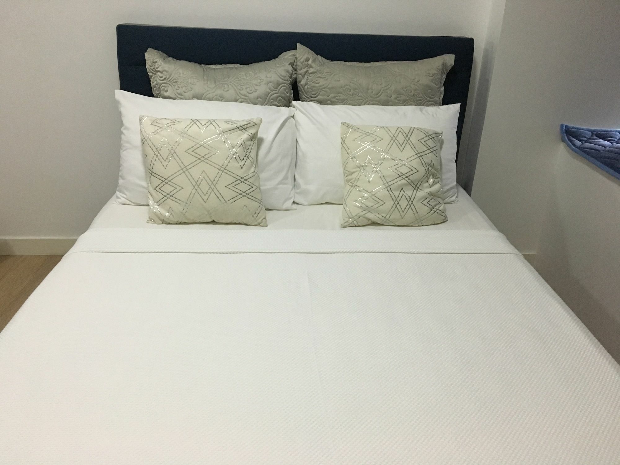 Shang Luxury Suites Mandaluyong ภายนอก รูปภาพ