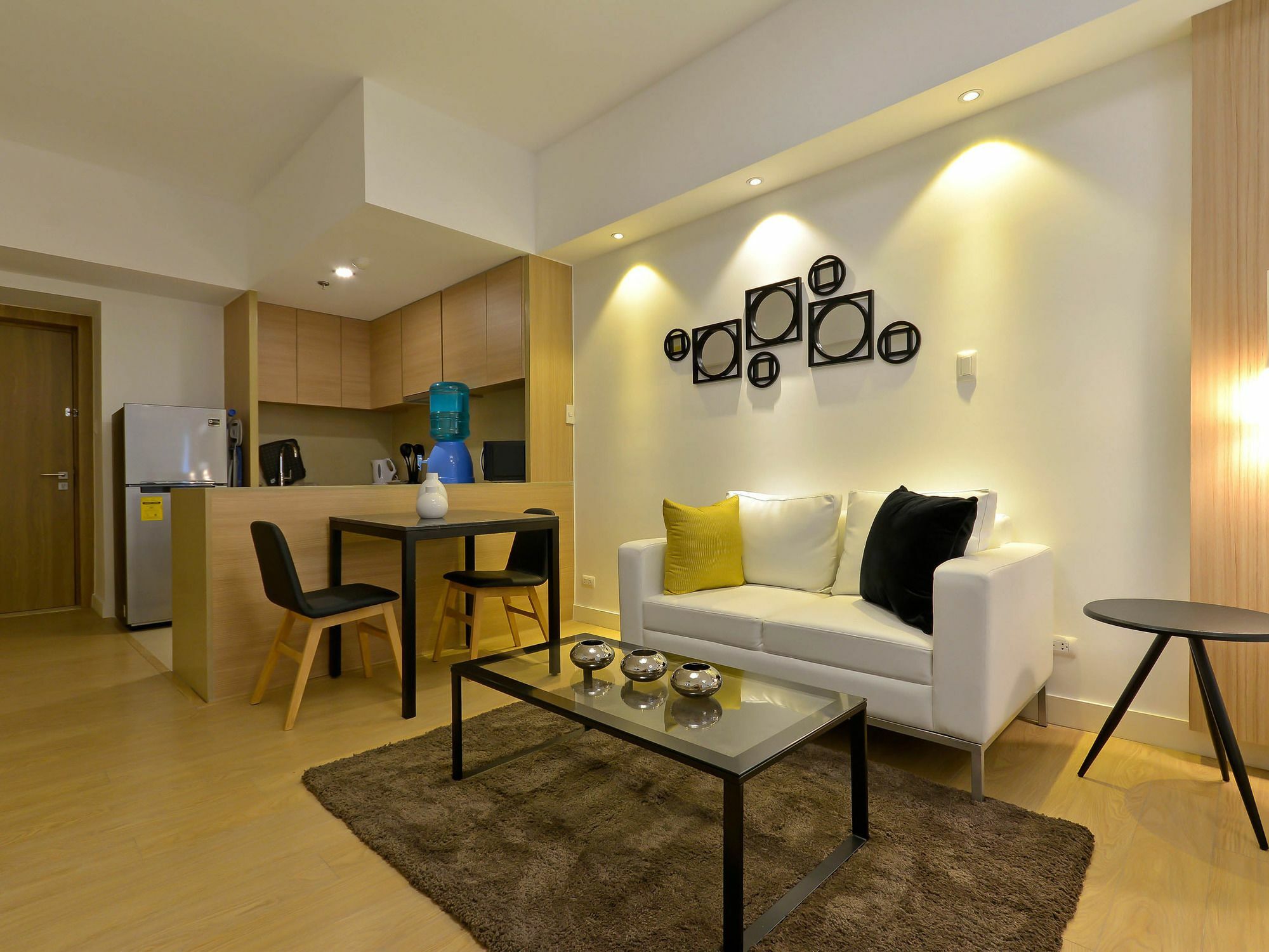 Shang Luxury Suites Mandaluyong ภายนอก รูปภาพ